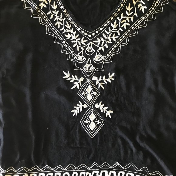 Beach coverup/kaftan - Picture 2 of 3